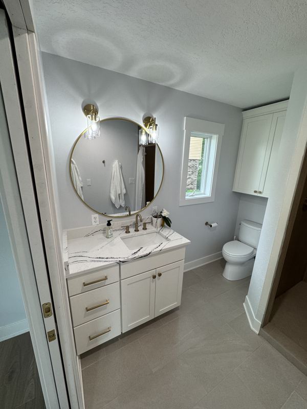 Primary Bath — Double Vanity